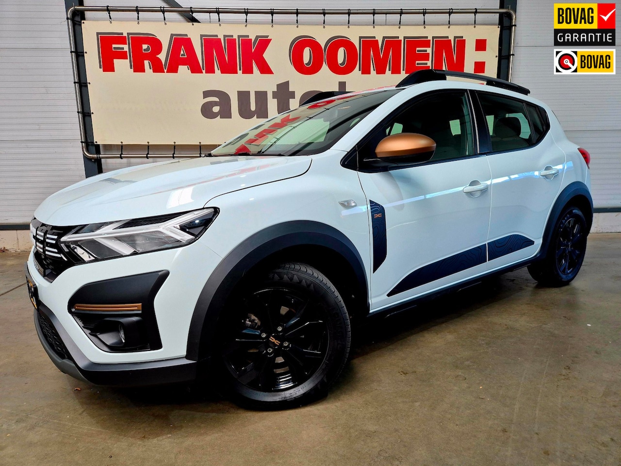 Dacia Sandero Stepway - 1.0 TCe 90 Extreme + LED|Keyless|DAB|Apple|Android|Climate|Cruise|Stoelverw.|Lane|16"LMV - AutoWereld.nl