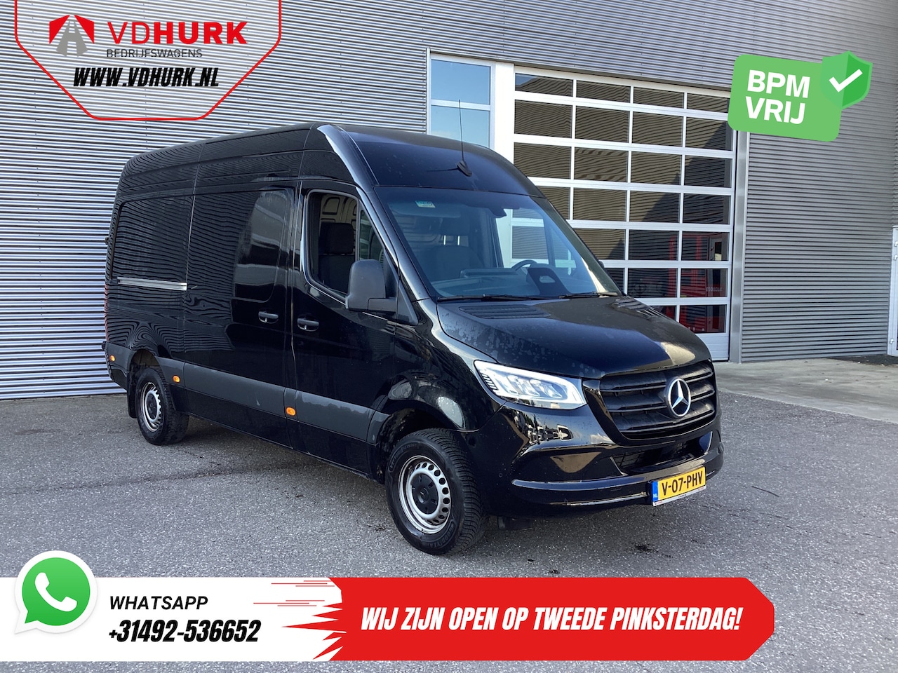 Mercedes-Benz Sprinter - 317 CDI Aut. L2H2 3.5t Trekverm./ LED/ 270Gr.Deuren/ Navi/ Camera/ Cruise/ PDC - AutoWereld.nl