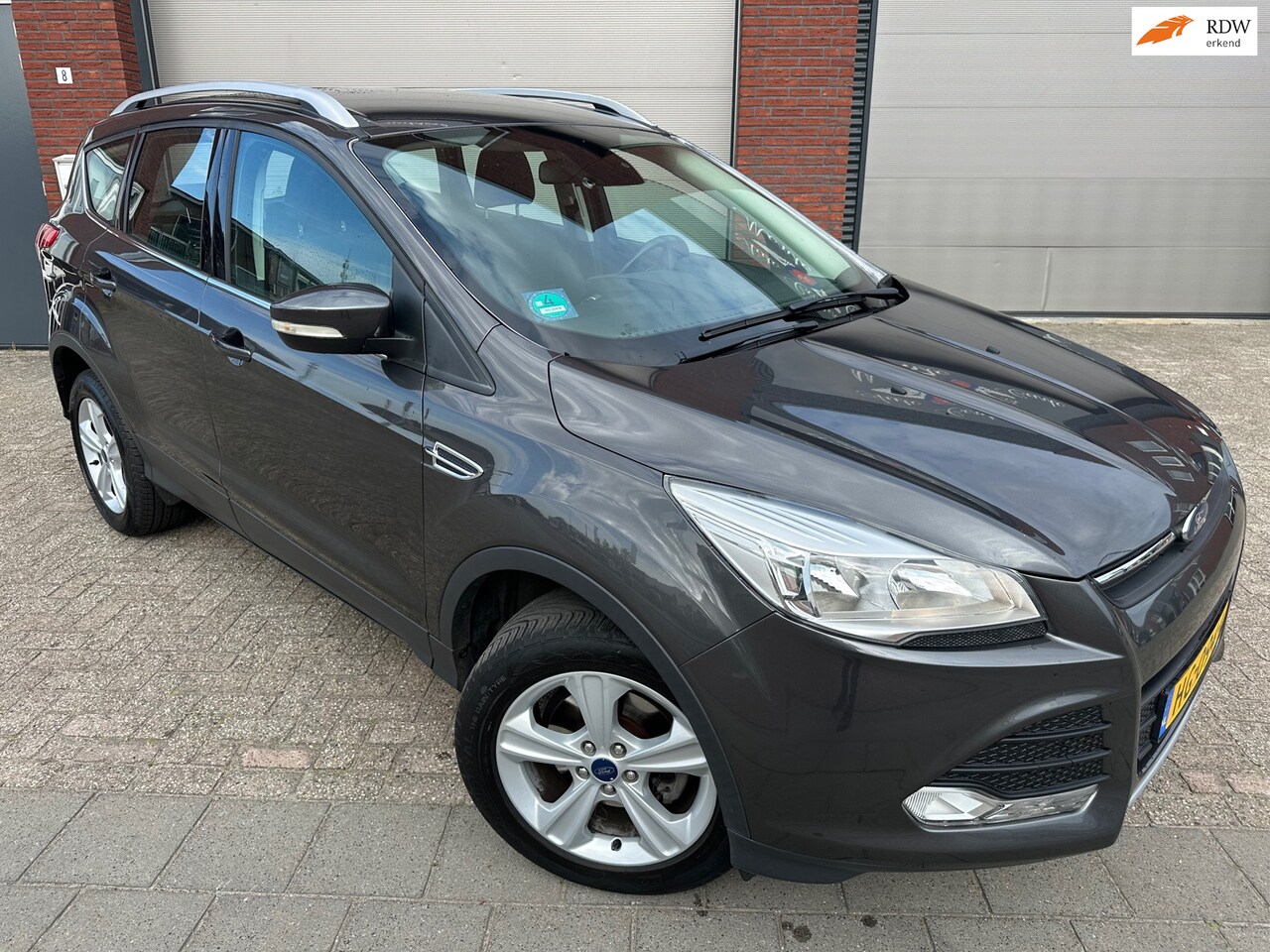 Ford Kuga - 1.5 / Navi / PDC / Clima / Cruise / NAP - AutoWereld.nl