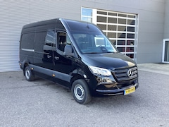 Mercedes-Benz Sprinter - 317 CDI Aut. L2H2 3.5t Trekverm./ LED/ 270Gr.Deuren/ Navi/ Camera/ Cruise/ PDC
