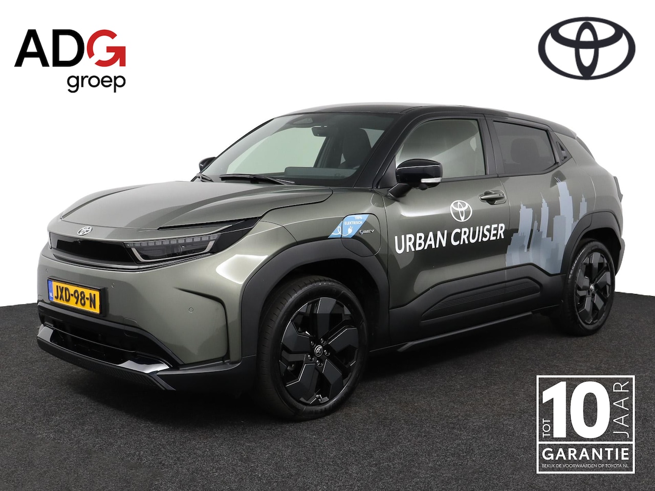 Toyota Urban Cruiser - Executive 61 kWh | Apple Carplay/Android Auto | Panorama Dak | Kunstlederen Bekleding | 36 - AutoWereld.nl