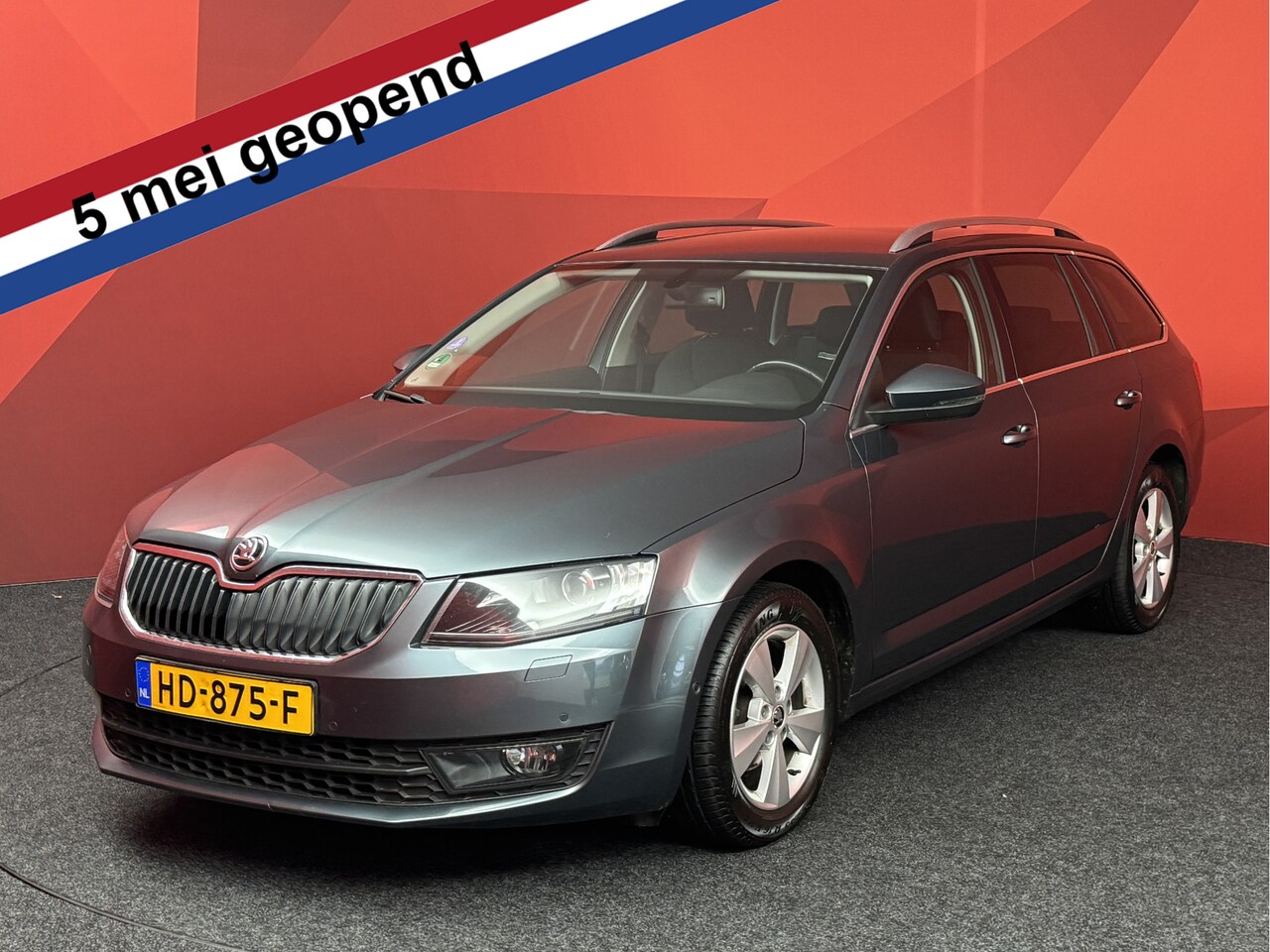 Skoda Octavia Combi - 1.2 TSI Greentech Style | Xenon | Climate Control | Navigatie | APK 29-12-2026 | - AutoWereld.nl