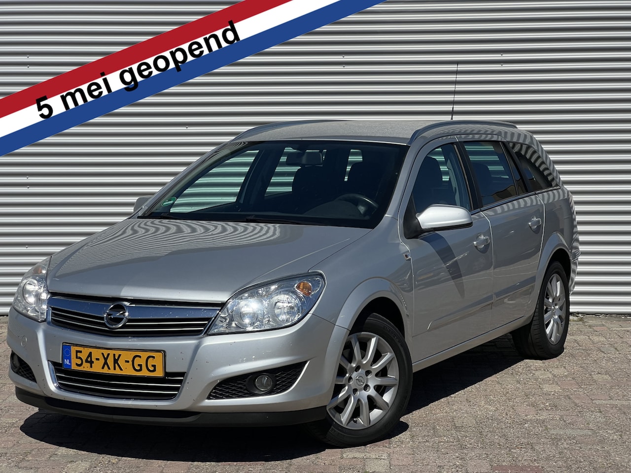 Opel Astra Wagon - 1.6 Temptation | Nieuw Binnen! | Airco | Trekhaak | Cruise - AutoWereld.nl