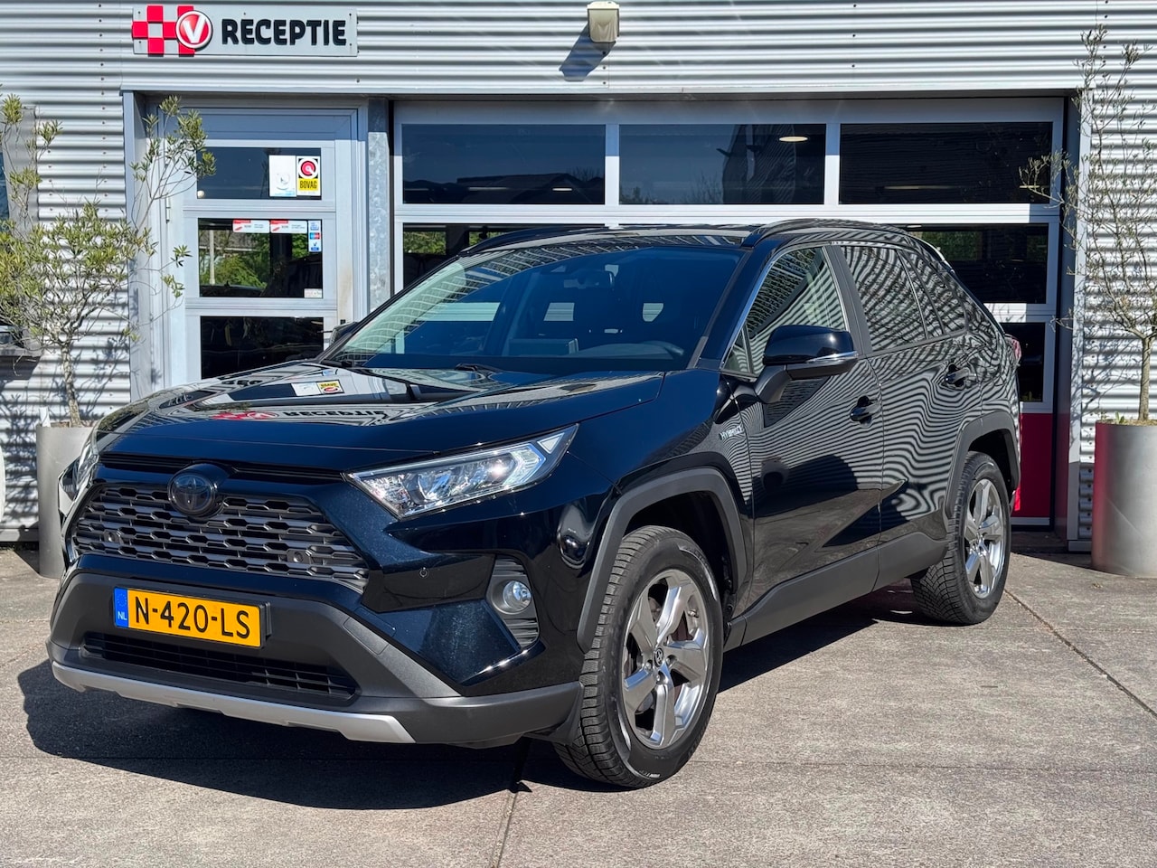 Toyota RAV4 - 2.5 Hybrid Dynamic / Carplay / A.Cam / Elek-Klep / Org-Ned - AutoWereld.nl