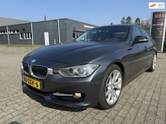 BMW 3-serie - 330d High Executive