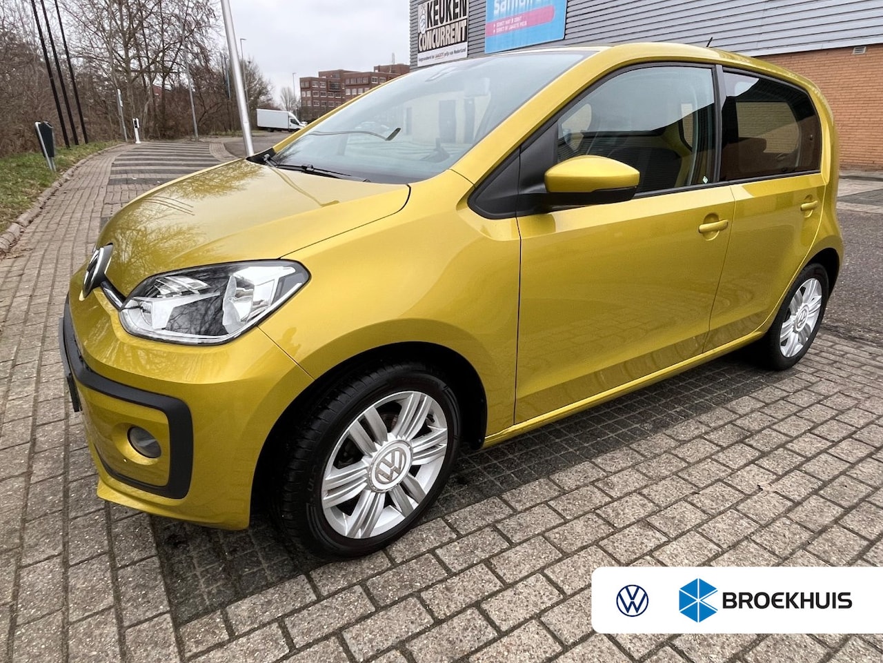 Volkswagen Up! - 1.0 MPI 60PK High | CRUISE CONTROL | NAVI VIA APP | BLUETOOTH | LED | AIRCO - AutoWereld.nl