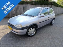 Opel Corsa - 1.2i-16V Strada Cool AUTOMAAT | AIRCO | RADIO | LMV | ELEKTRISCHE RAMEN