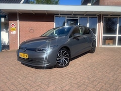 Volkswagen Golf - 1.0 TSI Life Business