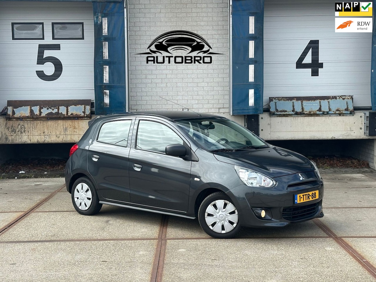Mitsubishi Space Star - 1.0 Inform 1.0 Inform (CarPlay+Camera+Airco+NAP) - AutoWereld.nl