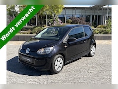Volkswagen Up! - 1.0 high up / Airco / New koppeling / Rijklaar /