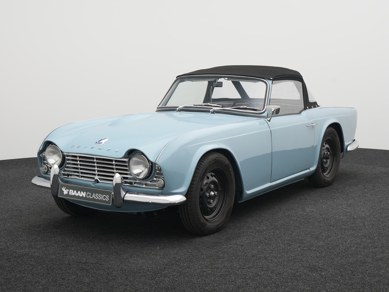 Triumph TR4 - AutoWereld.nl