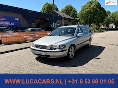 Volvo V70 - 2.4 Comfort Line Aut 2X SLEUTEL + BOEKJES