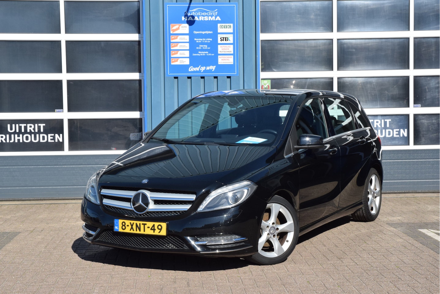 Mercedes-Benz B-klasse - 180 Ambition Automaat - AutoWereld.nl