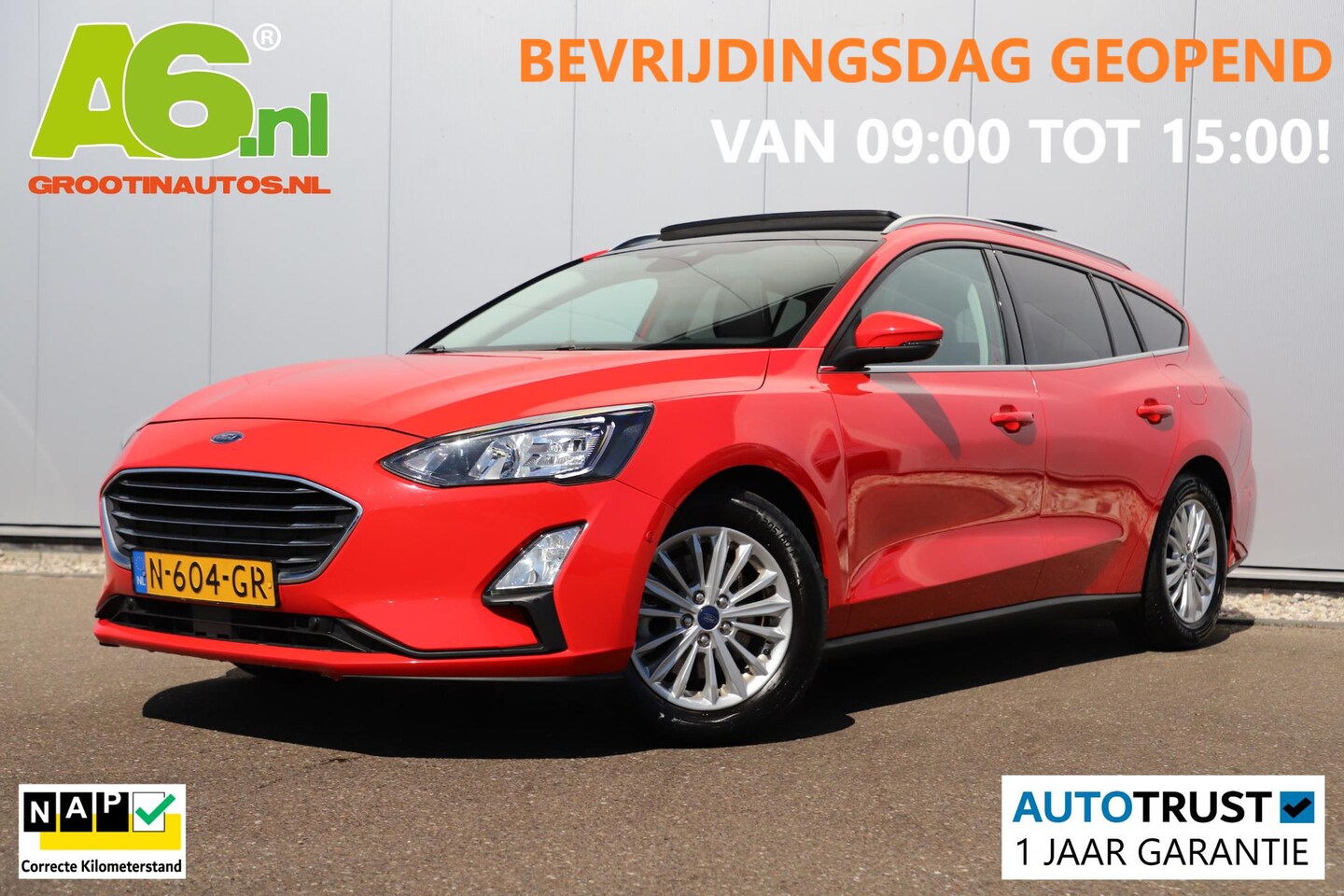 Ford Focus Wagon - 1.0 EcoBoost Hybrid Titanium X Business Panoramadak Trekhaak Navigatie Achteruitrijcamera - AutoWereld.nl