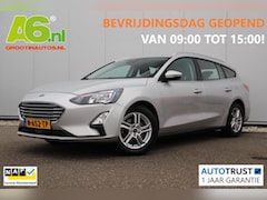 Ford Focus Wagon - 1.0 EcoBoost Trend Edition Business Navigatie Achteruitrijcamera Carplay Android Parkeerse