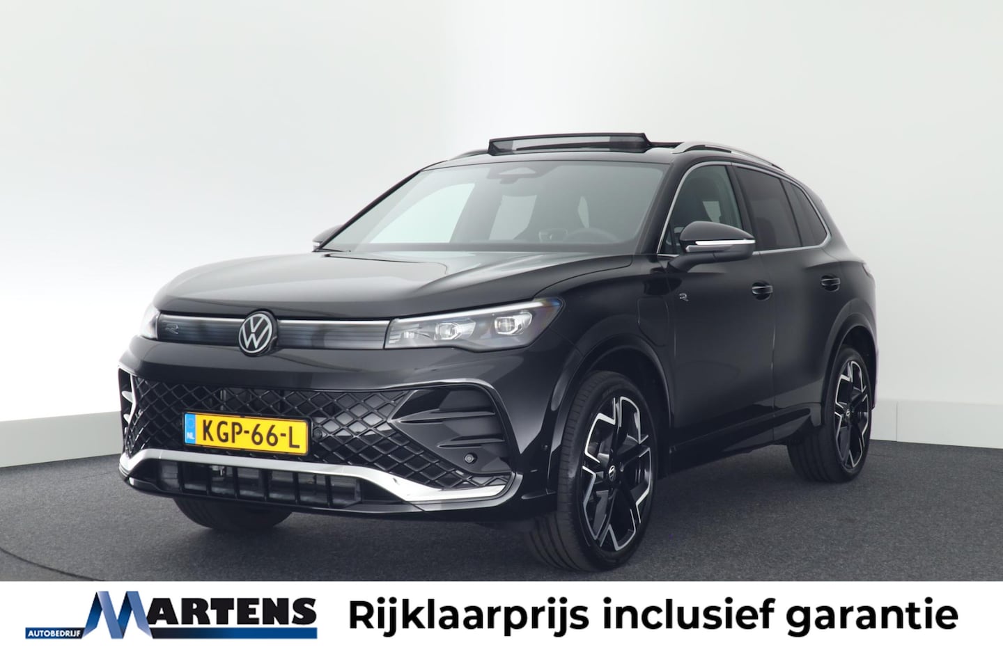 Volkswagen Tiguan - 1.5 272pk eHybrid R-Line Business Trekhaak Camera Stoelverwarming Massage Keyless Virtual - AutoWereld.nl