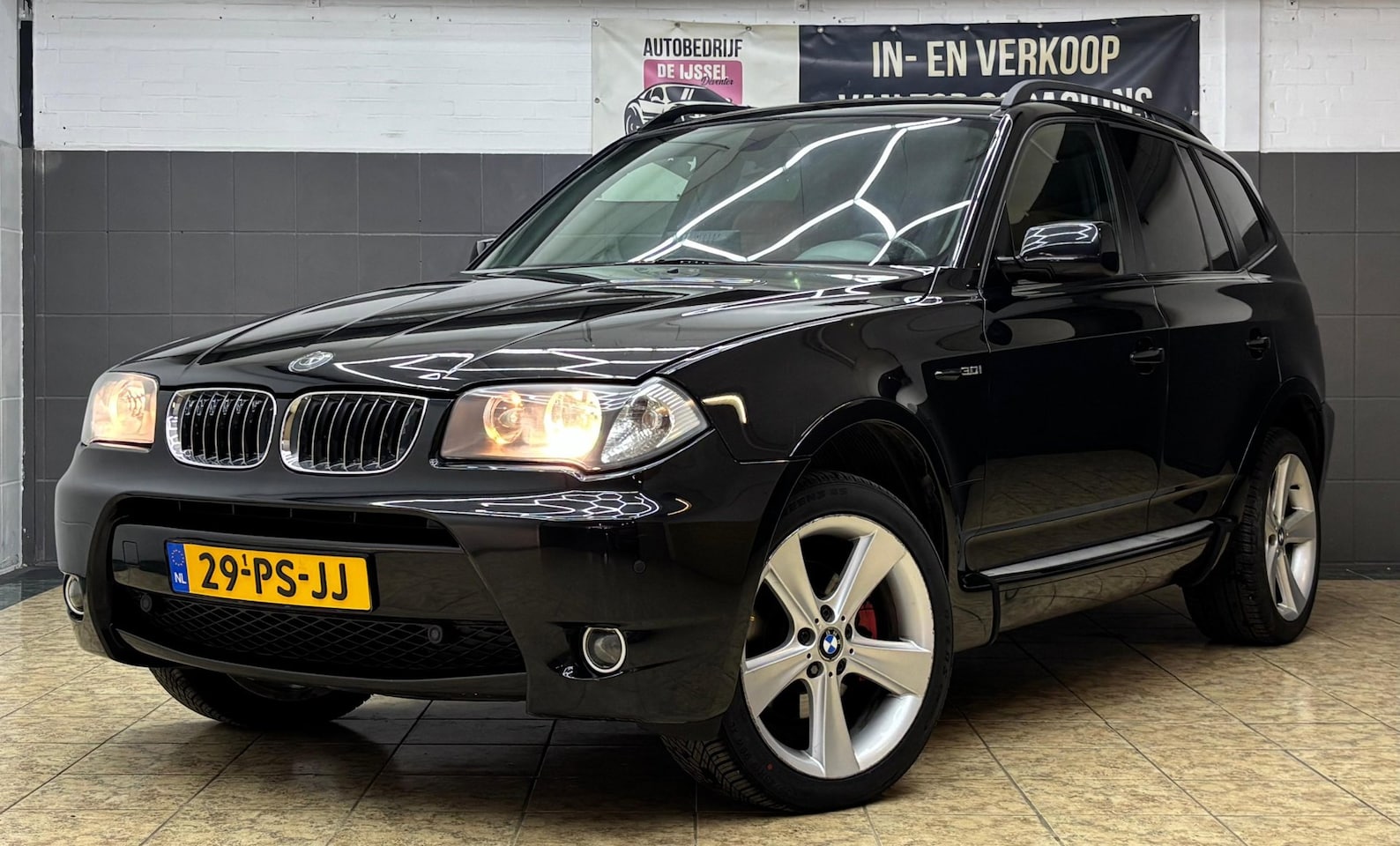 BMW X3 - 3.0i Executive M Pakket / TOP STAAT/ Youngtimer - AutoWereld.nl