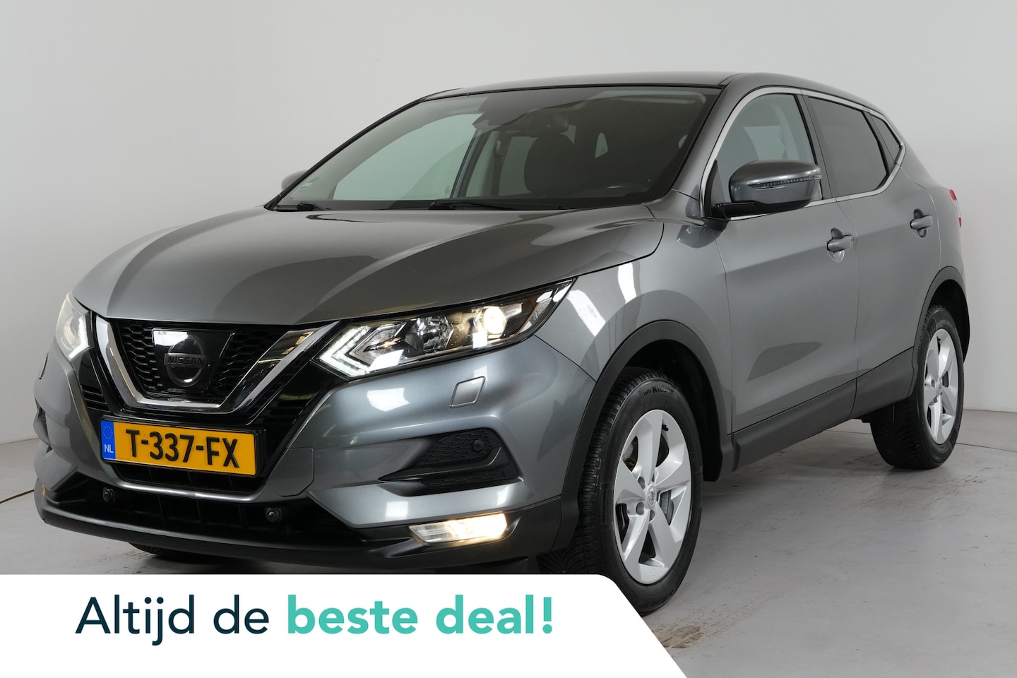 Nissan Qashqai - 1.2 N-Connecta | Trekhaak | Camera | Stl. verw. | Navi | Climate | - AutoWereld.nl