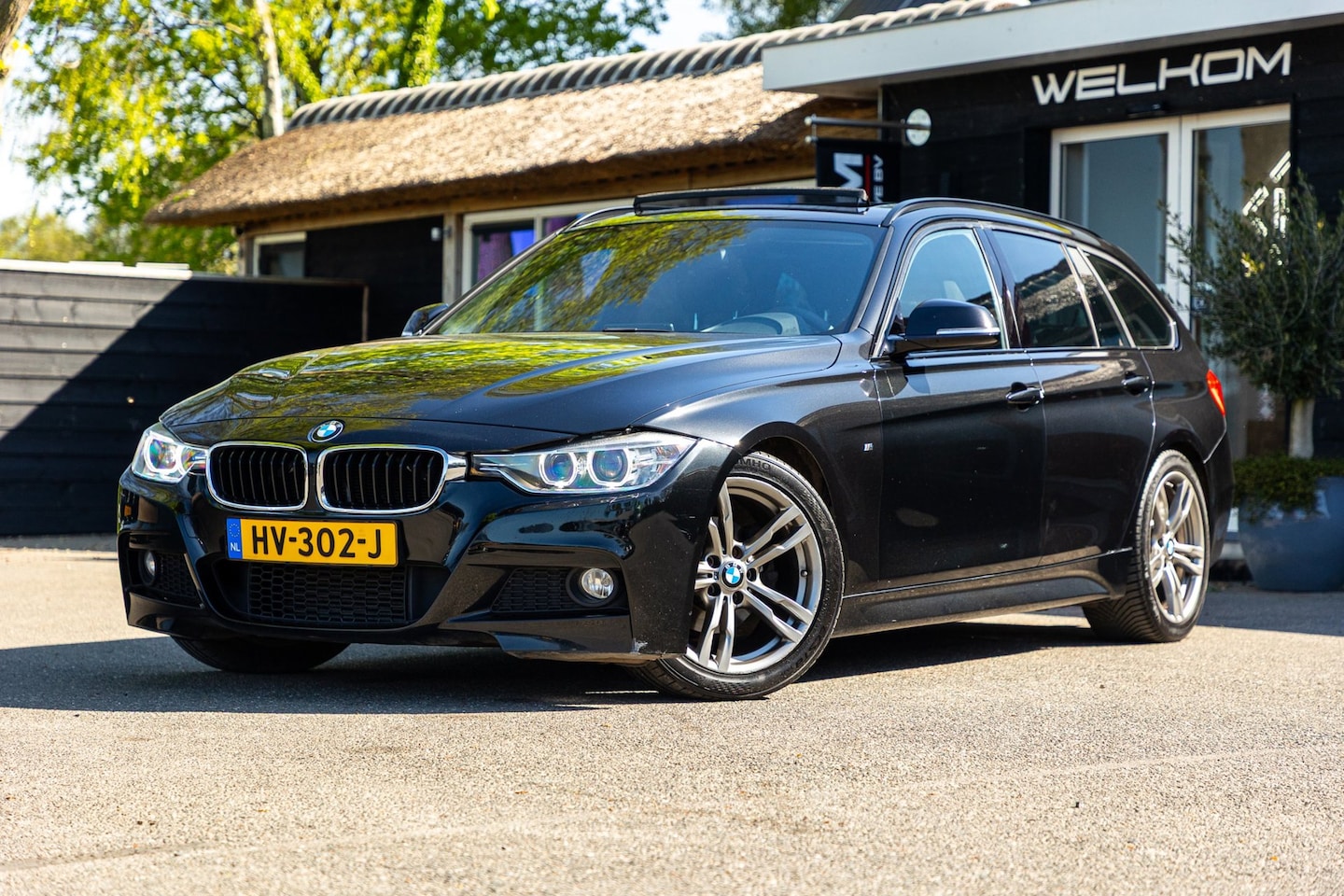 BMW 3-serie Touring - 316i M Sport Edition 316i M Sport Edition (Panodak / M Pakket / Alcantara / Sportstoelen / Climate / Cruise / S - AutoWereld.nl