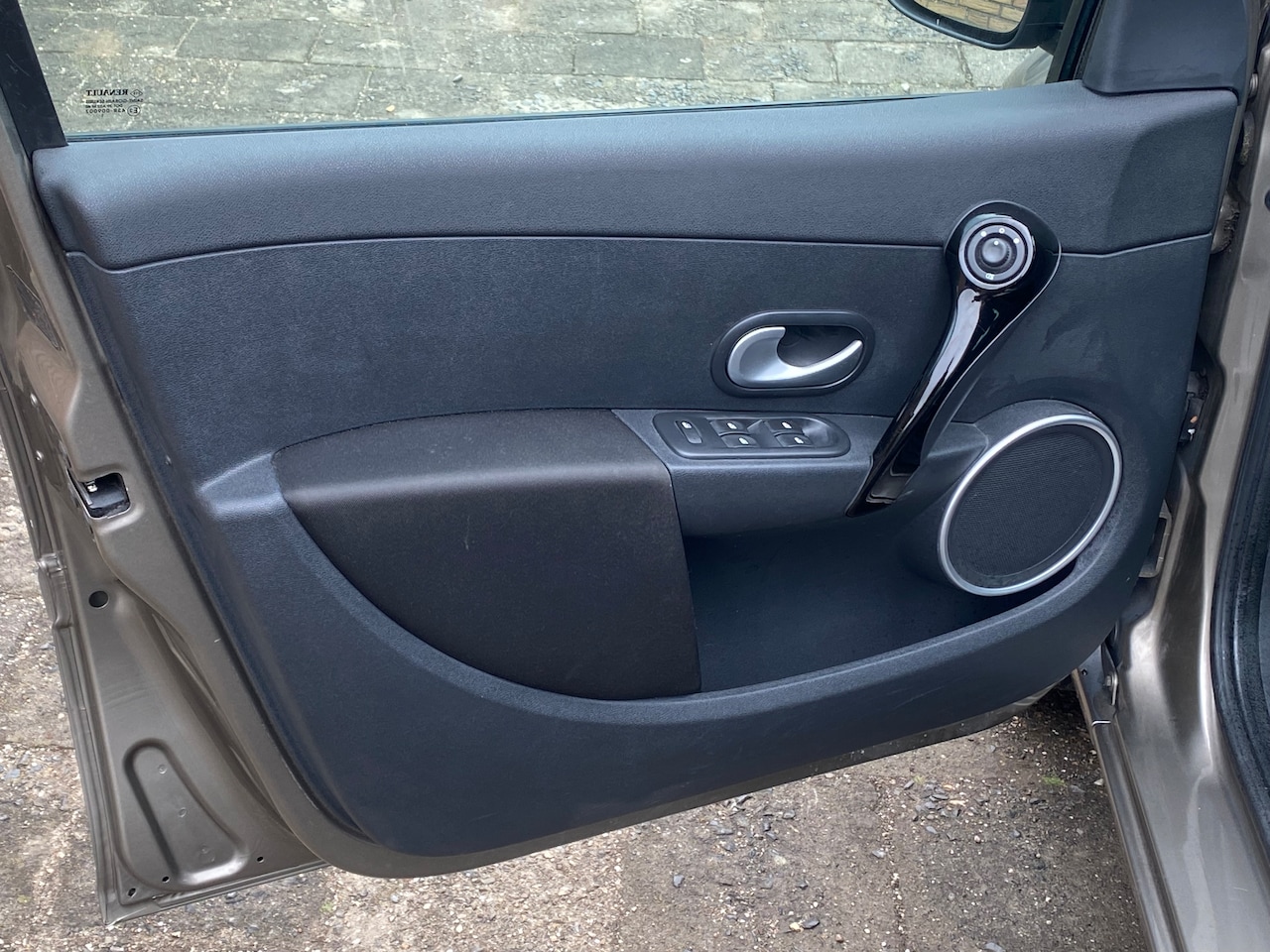Renault Clio - 1.6  Night & Day afleveringsklaar !!!