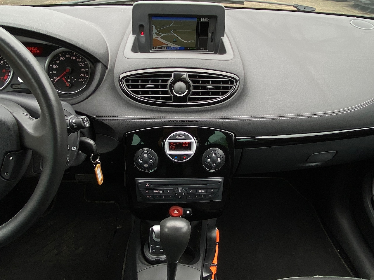 Renault Clio - 1.6  Night & Day afleveringsklaar !!!