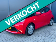 Toyota Aygo - 1.0 VVT-i / AC / Camera / Gr Scherm / 92.000 Nap