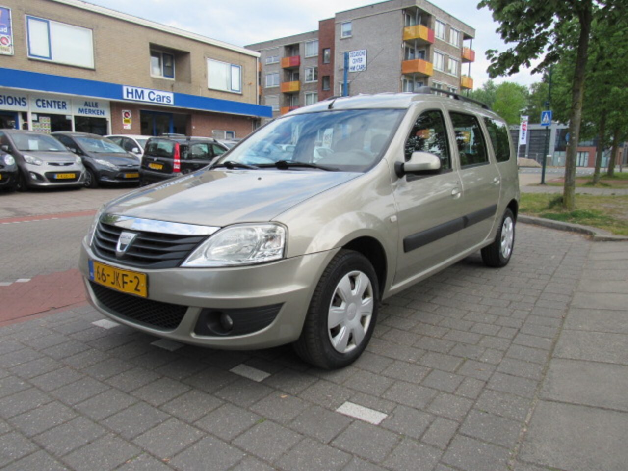 Dacia Logan MCV - 1.6 16V 77KW Airco Dealer onderh - AutoWereld.nl