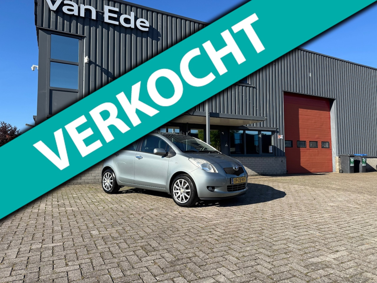 Toyota Yaris - 1.3 VVTi Sol Aut. 5drs S-Line Airco - AutoWereld.nl