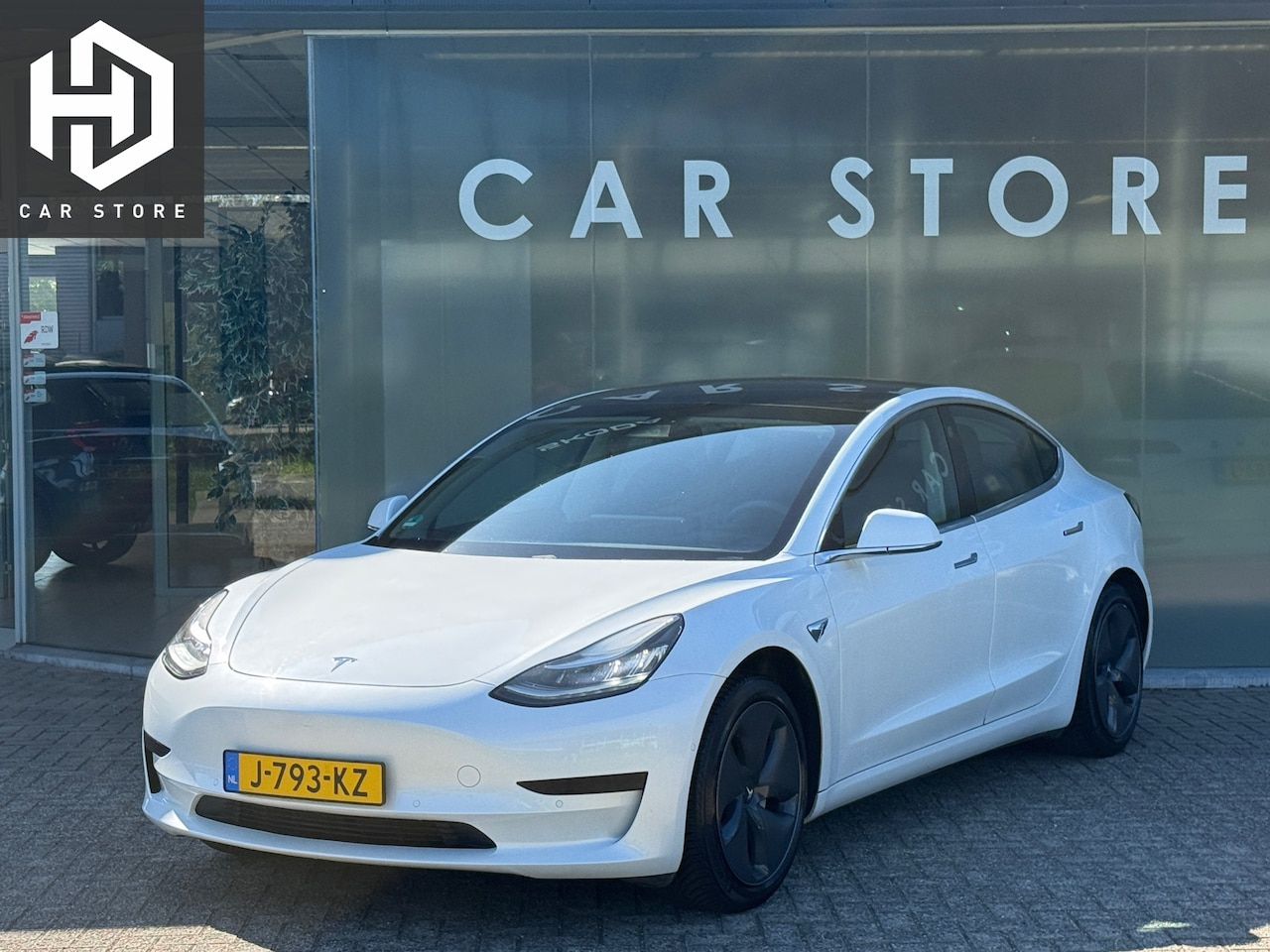 Tesla Model 3 - Standard RWD Plus 60 kWh 92% SOH AUTOPILOT - AutoWereld.nl