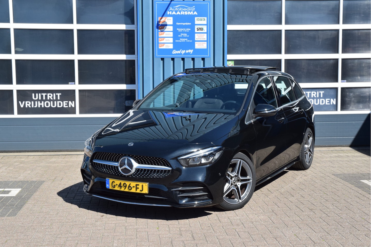 Mercedes-Benz B-klasse - 180 Business Solution AMG Panoramadak - AutoWereld.nl