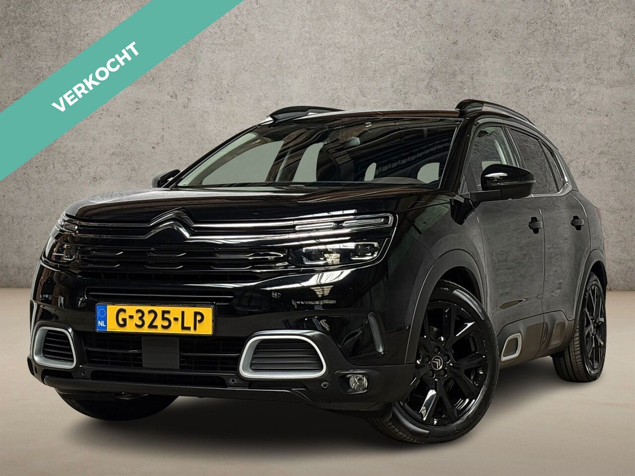 Citroën C5 Aircross - 1.6 PureTech Sport 181Pk Automaat (APPLE CARPLAY, BLACK PACK, GROOT NAVI, LEDER, STOELVERW - AutoWereld.nl
