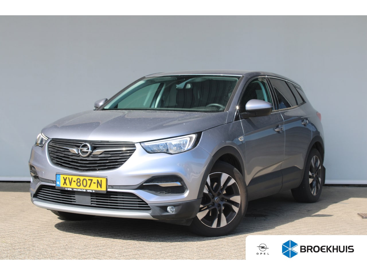 Opel Grandland X - 1.2 Turbo Innovation | Trekhaak | Camera | Navigatie | Cruise control | Dodehoek detectie - AutoWereld.nl
