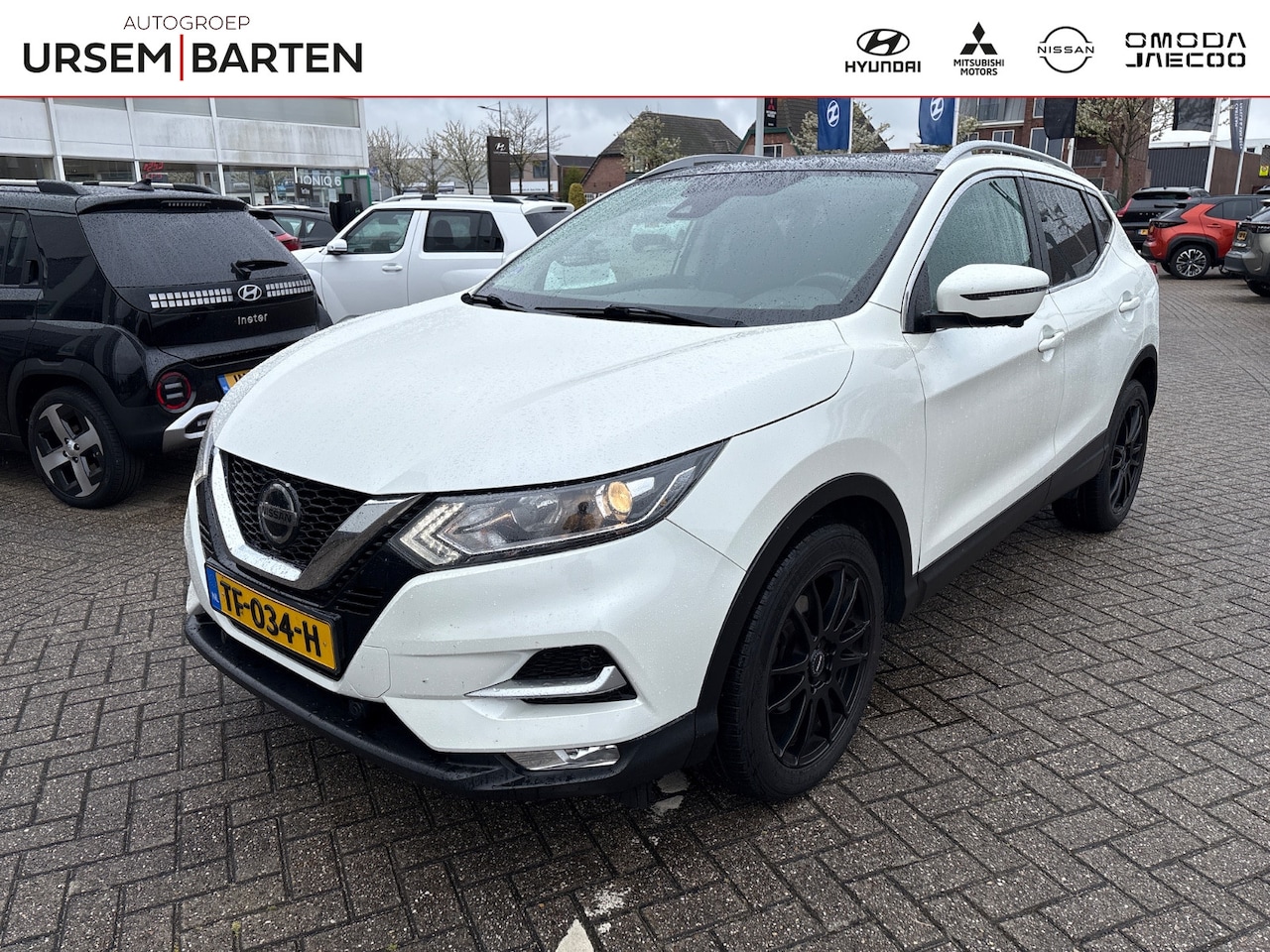 Nissan Qashqai - 1.2 N-Connecta | Dakrails | Kleur wit | Panoramadak - AutoWereld.nl