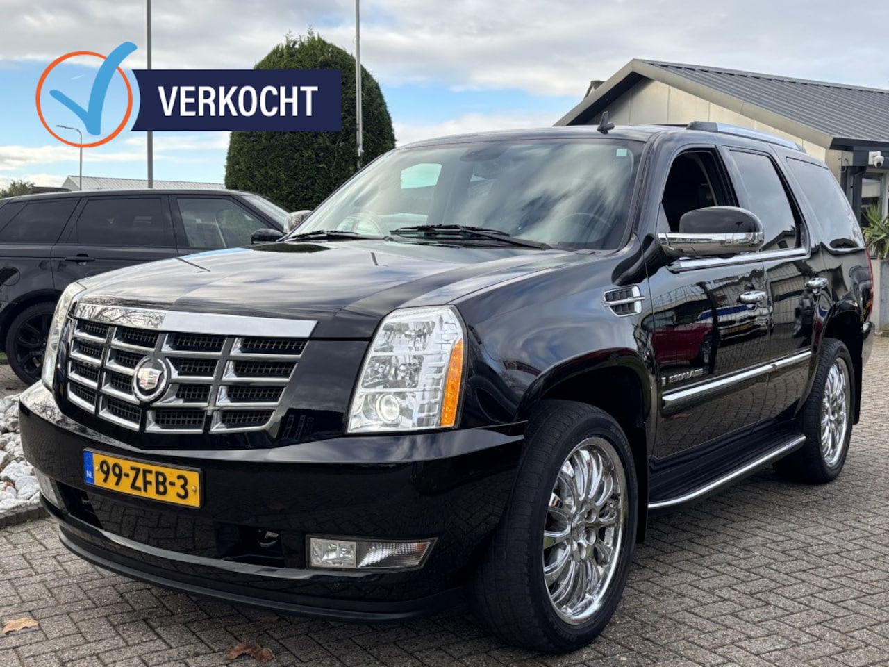 Cadillac Escalade - 6.2 V8 Sport Luxury BTW 7-Persoons Youngtimer - AutoWereld.nl