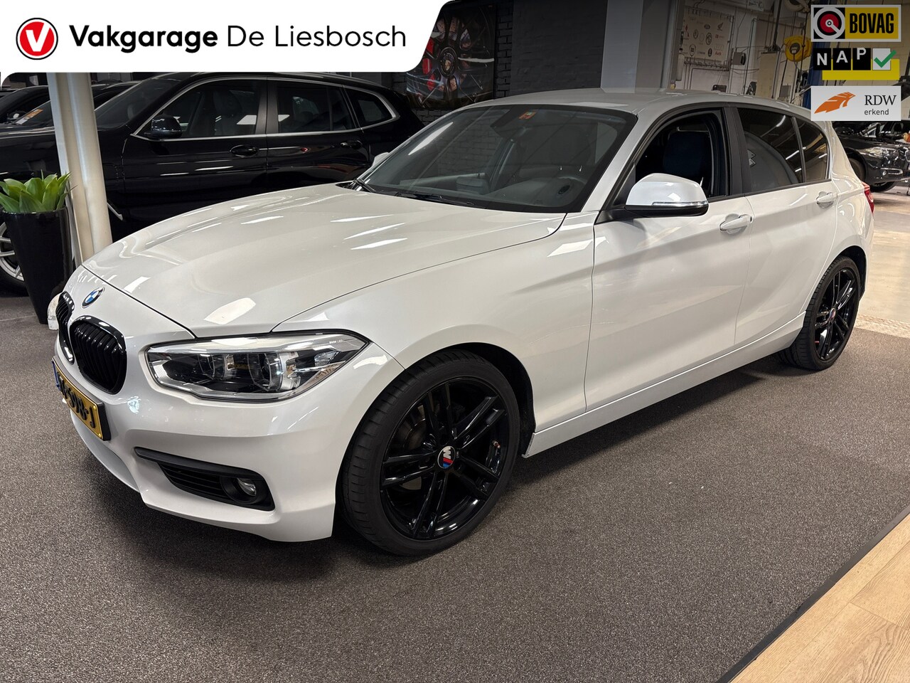 BMW 1-serie - 118i Corporate Lease Executive/navi/clima/pdc/onderhoud - AutoWereld.nl