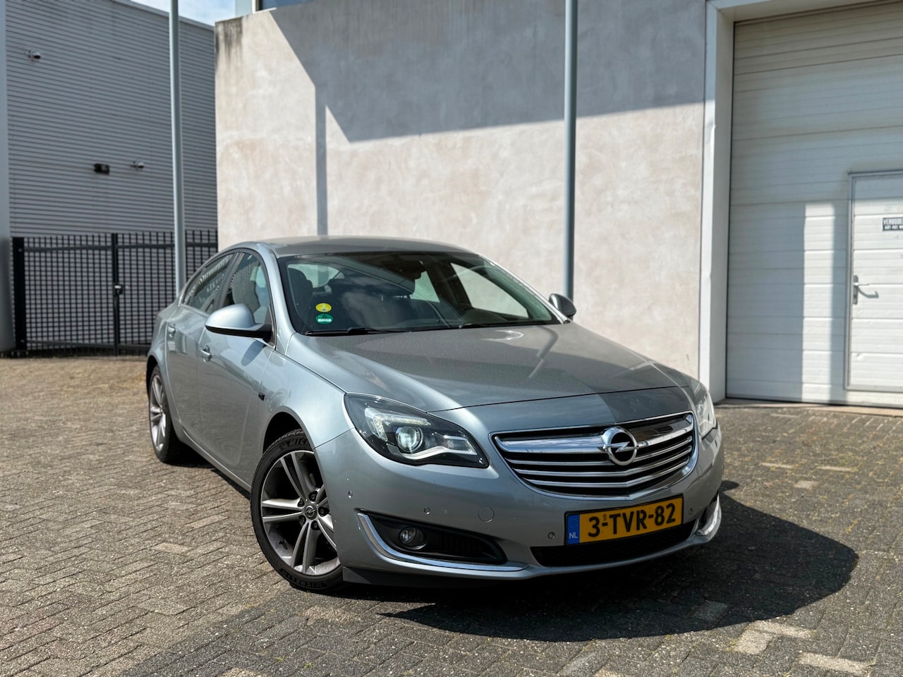 Opel Insignia - 2.0 CDTI HB EcoFLEX Edition (bj 2014) FACELIFT/NAVI/LMV - AutoWereld.nl