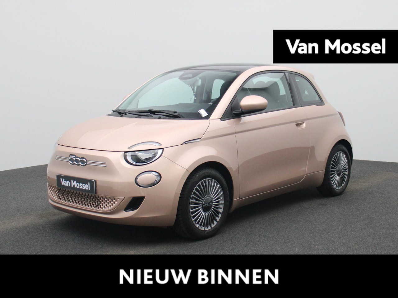 Fiat 500 - 500e 42 kWh Icon | WORDT VERWACHT | PANORAMADAK | PARKEERSENSOREN | STOELVERWARMING | APPL - AutoWereld.nl