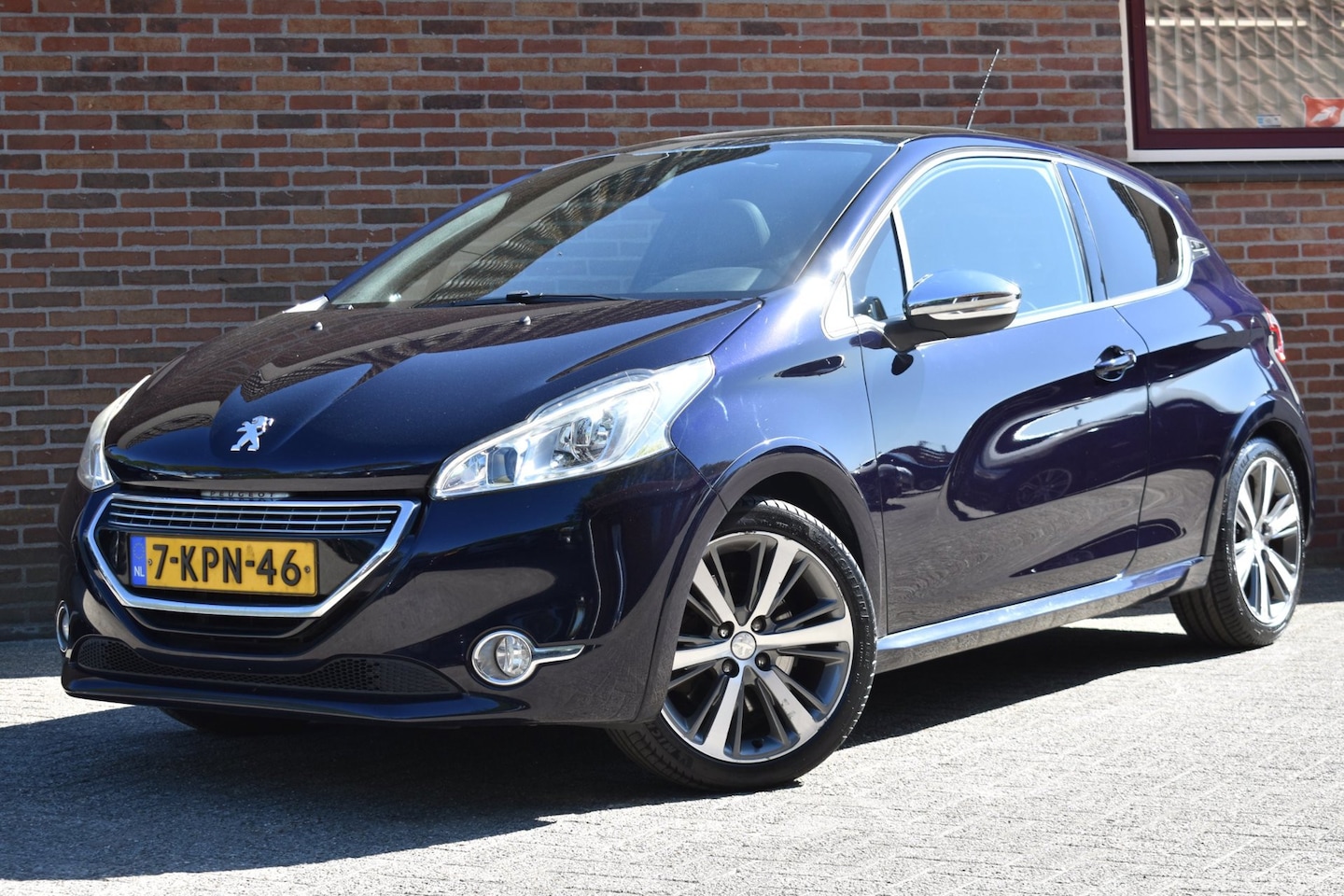 Peugeot 208 - 1.6 THP XY '13 Pano Clima Cruise Inruil mogelijk - AutoWereld.nl