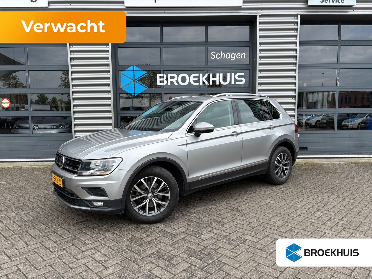 Volkswagen Tiguan - 1.5 TSI 150 pk ACT Comfortline Business | Trekhaak | Stoelverwarming | Navigatie | Cruise - AutoWereld.nl