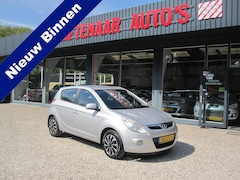 Hyundai i20 - 1.2i DynamicVersion nieuwe koppeling apk 19-12-2026 met trekhaak
