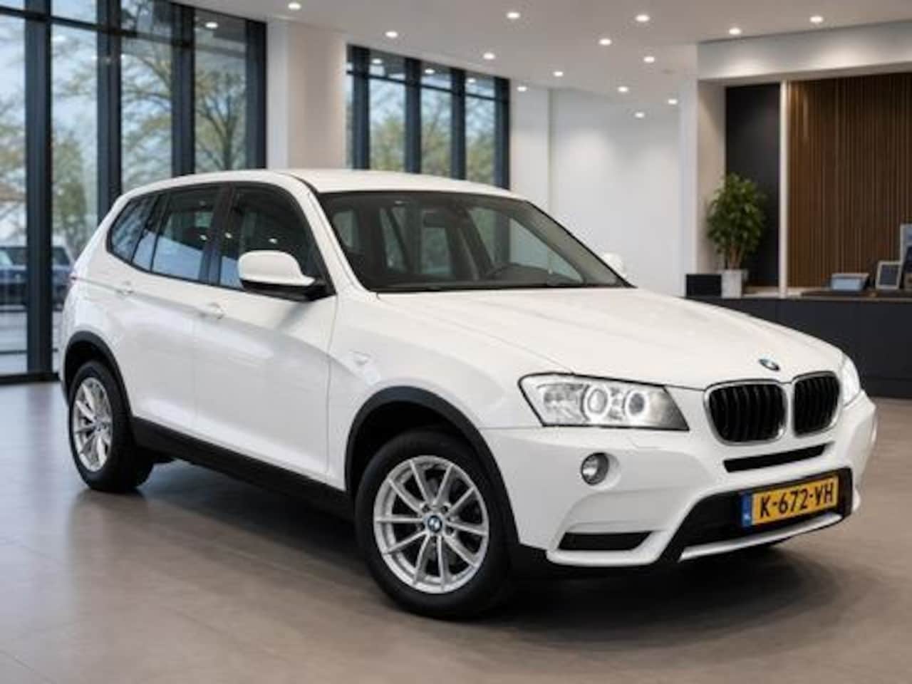 BMW X3 - sDrive18d Executive Automaat – Navi | Xenon | Stoelverwarming | Sportstoelen | M Sportstuu - AutoWereld.nl