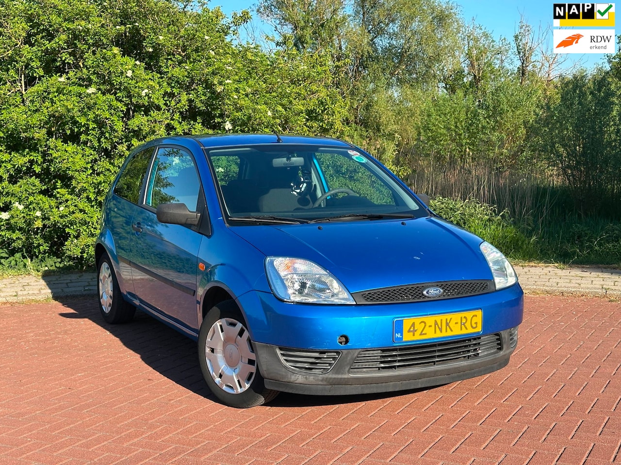 Ford Fiesta - 1.4-16V Ambiente Nap/60DKM/Airco - AutoWereld.nl