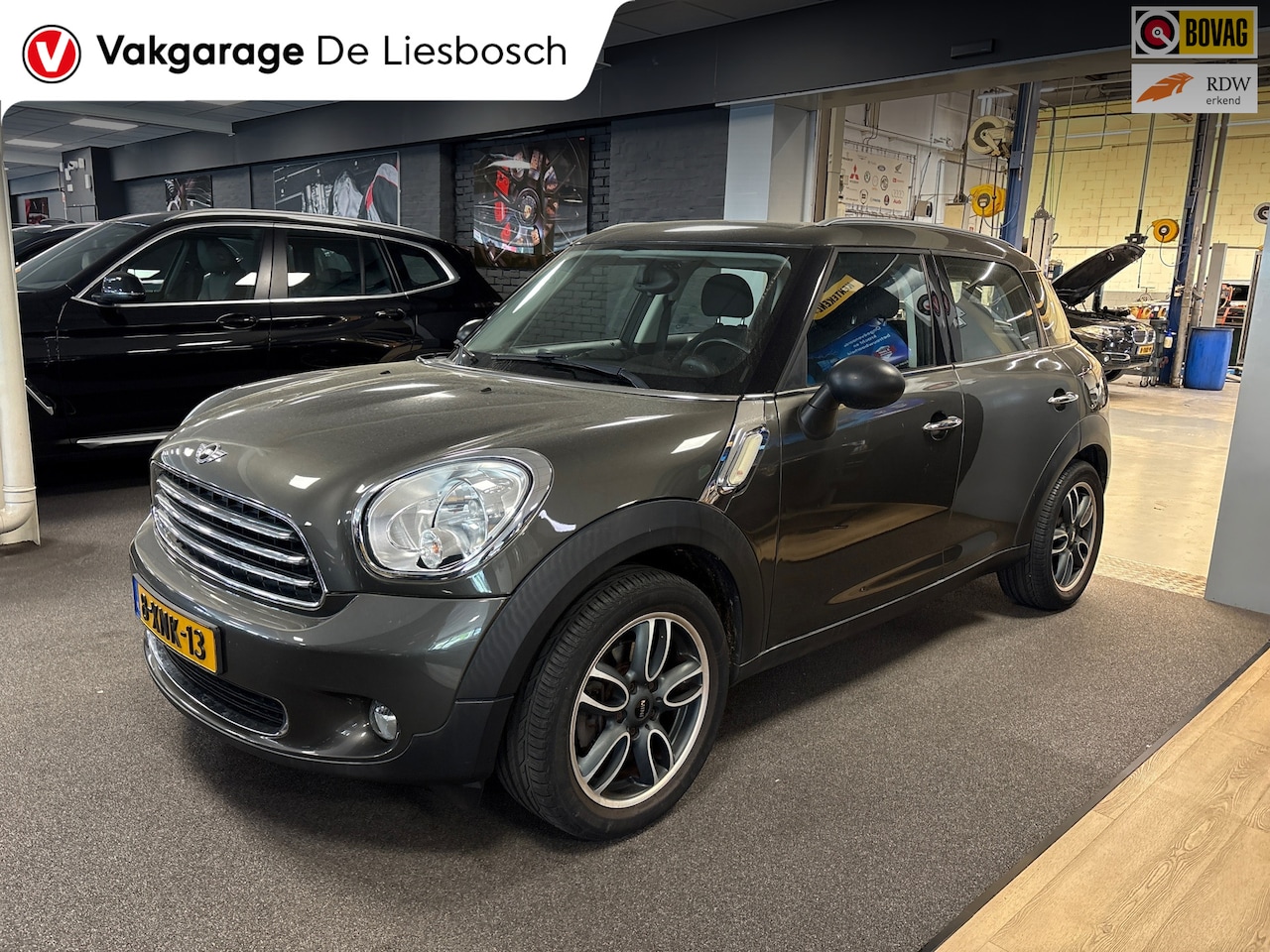 MINI Countryman - Mini 1.6 One Salt/pdc/stoelverwarming/airco - AutoWereld.nl