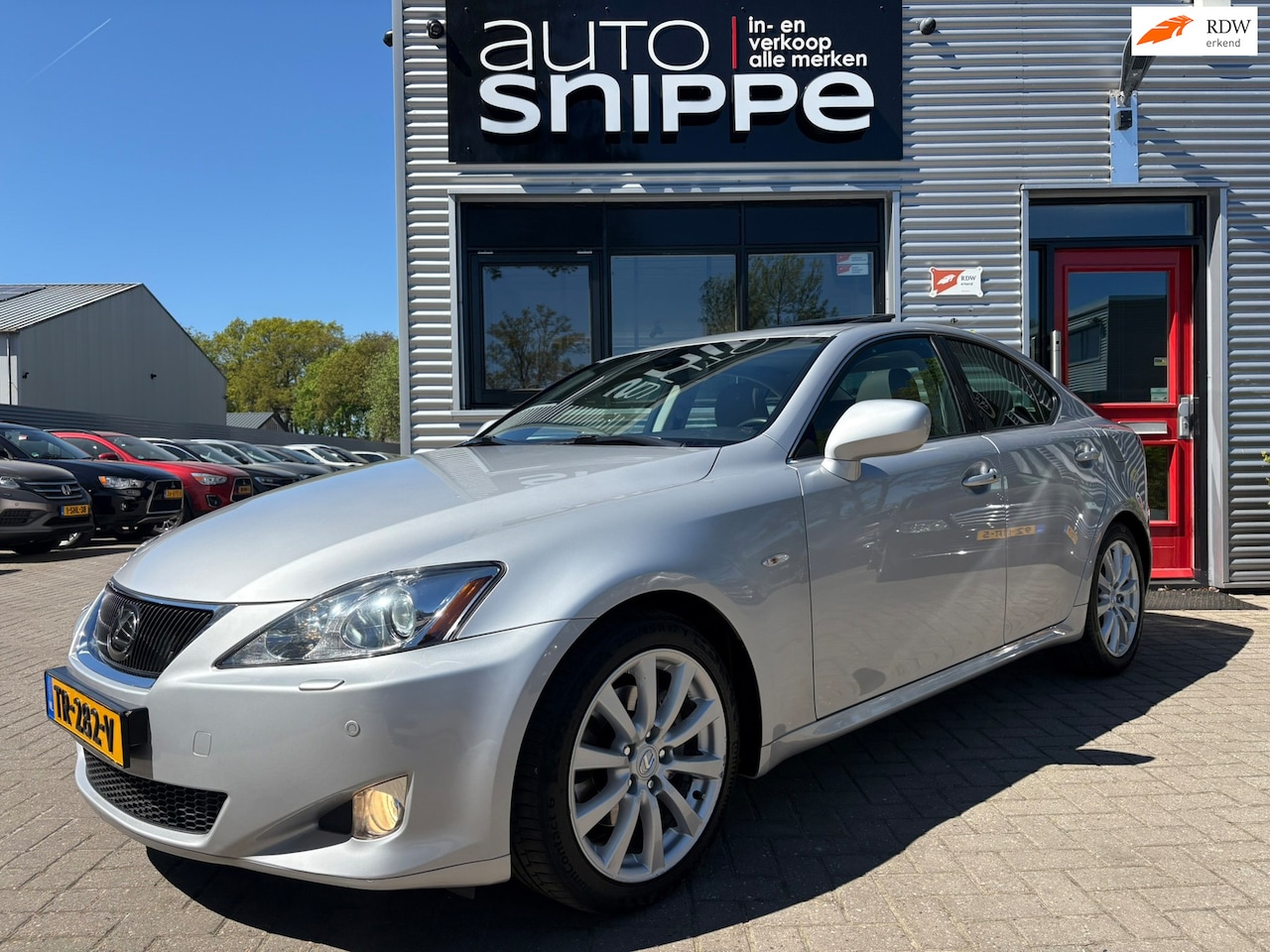 Lexus IS - 250 Executive -UNIEK!-ADAPTIVE CRUISE-MEMORY SEATS-STOELVERWARMING + KOELING-KEYLESS-OPEN - AutoWereld.nl