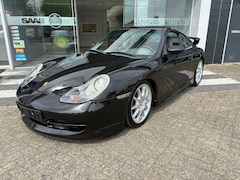 Porsche 911 - 3.4 Coupé Carrera