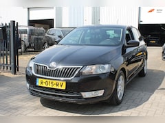 Skoda Rapid Spaceback - 1.4 TSI Greentech Elegance Bsn. Navi Clima Cruise