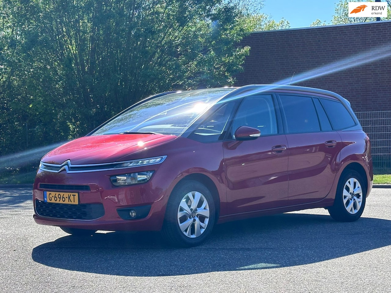 Citroën Grand C4 Picasso - 1.2 PureTech Intensive 7P*Navigatie*Trekhaak*Distributie vv*Cruise*Clima*LM velgen*Parkeer - AutoWereld.nl
