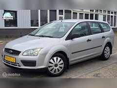 Ford Focus Wagon - 1.6-16V Champion/Airco/Cruise/Trekhaak/APK