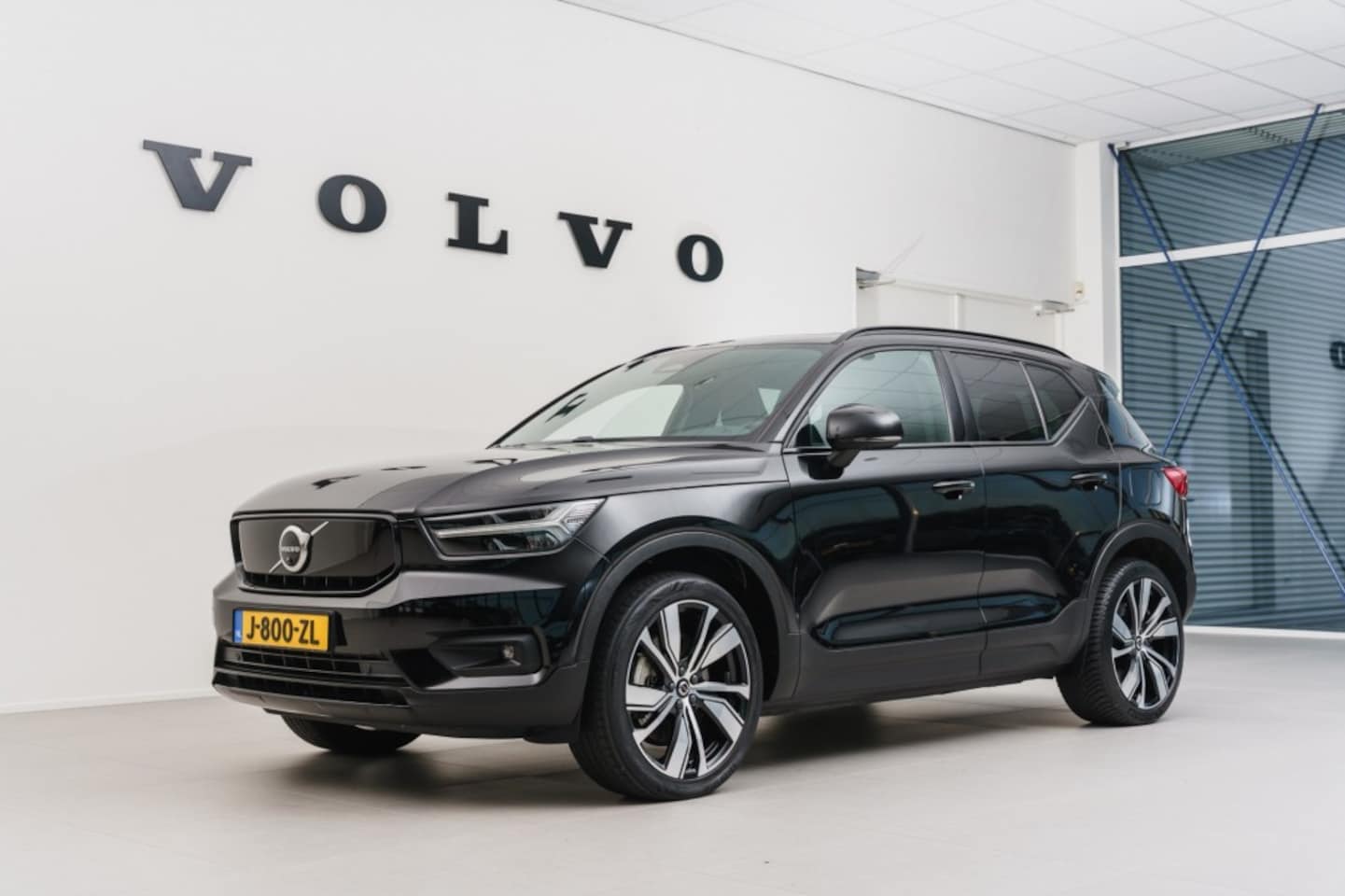 Volvo XC40 - XC40 Recharge P8 AWD Pure Electric - AutoWereld.nl