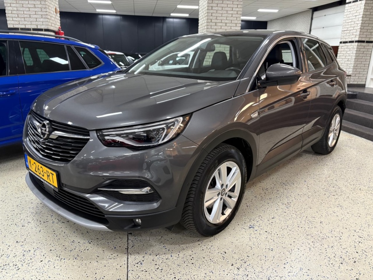 Opel Grandland X - 1.2 T Sport Navigatie ECC Apple Android Trekhaak NAP - AutoWereld.nl